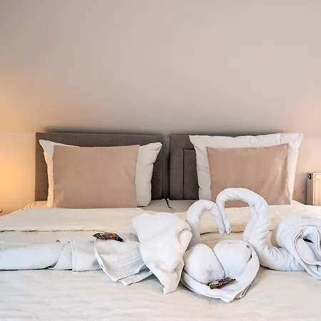 Bohnapartments Schiller 7- Penthouse- Wlan- Parking- Citynah 公寓 *