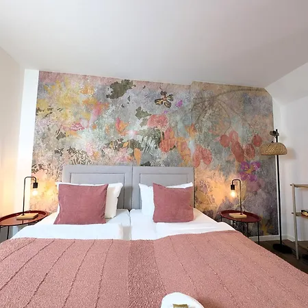 Bohnapartments Schiller 7- Penthouse- Wlan- Parking- Citynah 公寓 埃尔福特