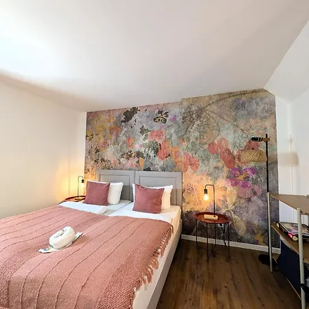Bohnapartments Schiller 7- Penthouse- Wlan- Parking- Citynah Apartment