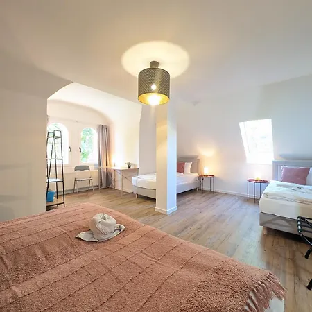 Apartment Bohnapartments Schiller 7- Penthouse- Wlan- Parking- Citynah