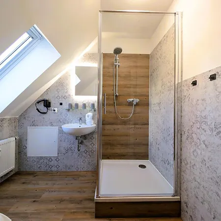 Bohnapartments Schiller 7- Penthouse- Wlan- Parking- Citynah Apartment Erfurt