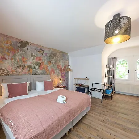 Bohnapartments Schiller 7- Penthouse- Wlan- Parking- Citynah *