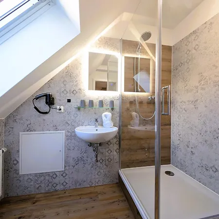Apartment Bohnapartments Schiller 7- Penthouse- Wlan- Parking- Citynah *