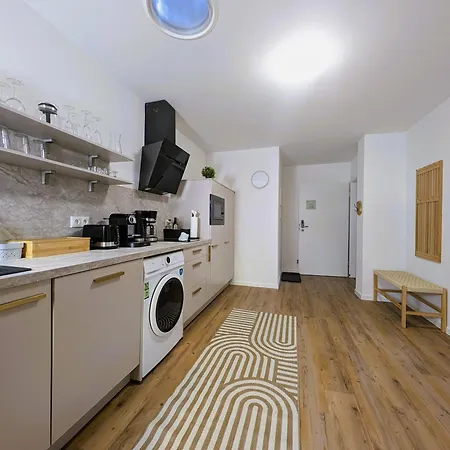 Bohnapartments Schiller 7- Penthouse- Wlan- Parking- Citynah דירה ארפורט