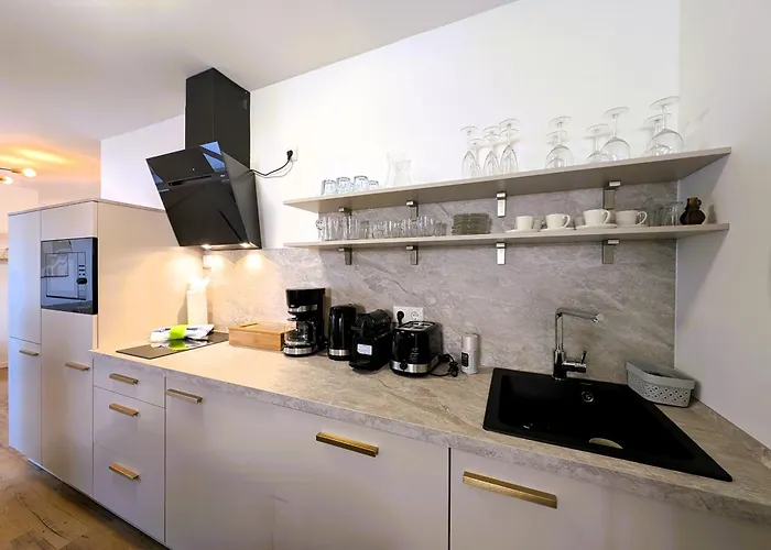 아파트 Bohnapartments Schiller 7- Penthouse- Wlan- Parking- Citynah