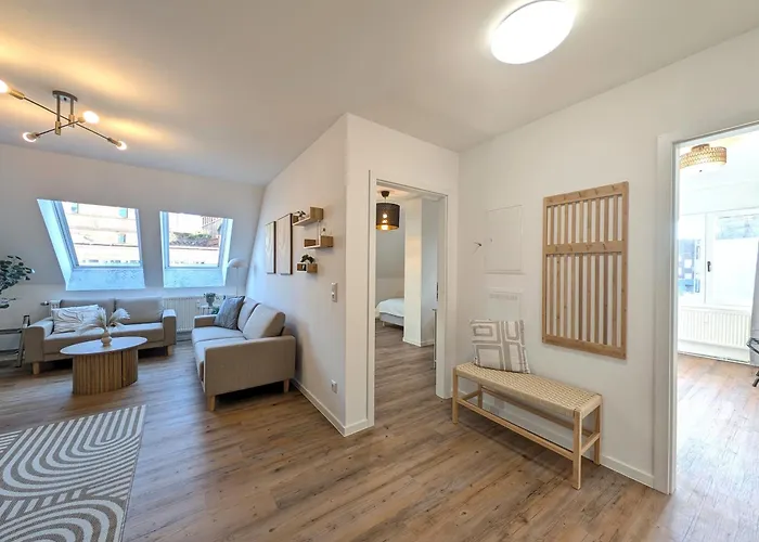 Bohnapartments Schiller 7- Penthouse- Wlan- Parking- Citynah 아파트 *