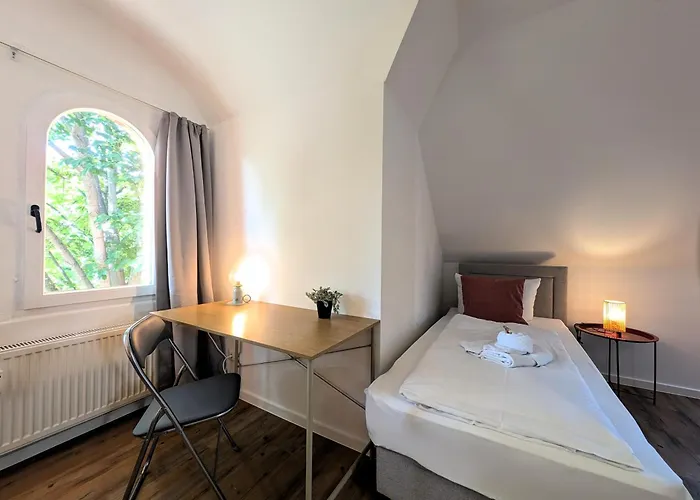 Bohnapartments Schiller 7- Penthouse- Wlan- Parking- Citynah *