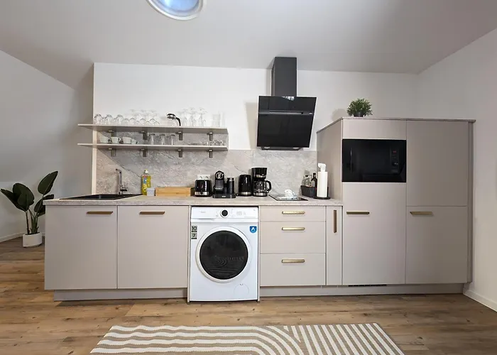 아파트 Bohnapartments Schiller 7- Penthouse- Wlan- Parking- Citynah *